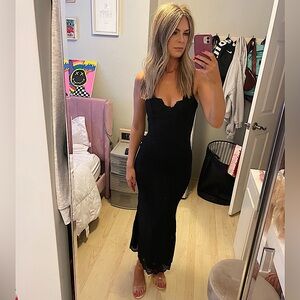 Hello Molly Black Lace MIDI/Maxi Dress